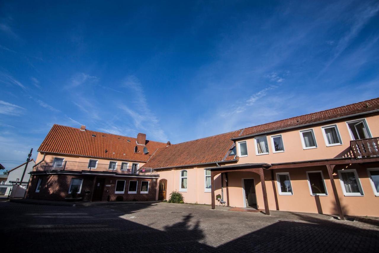 Hotel Heisede ザルシュテット エクステリア 写真